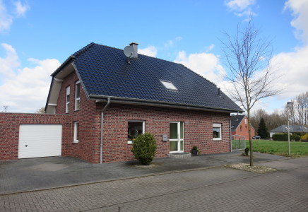 Einfamilienhaus mit Garten-Oase in Wegberg